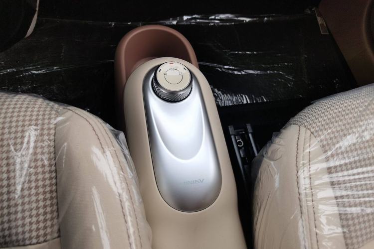 Used Wuling Hongguang MINIEV 2025 Four-Door Version Advanced Edition
