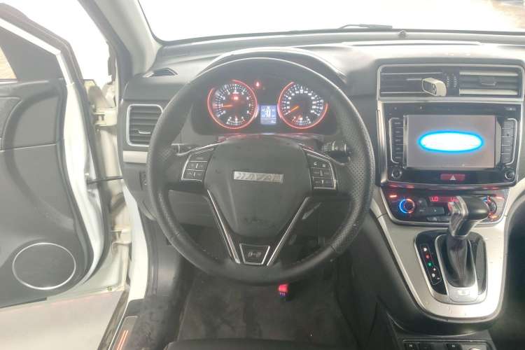 Used Haval H6 2015 Sport Edition 1.5T Automatic Two-Wheel Drive Luxury Model