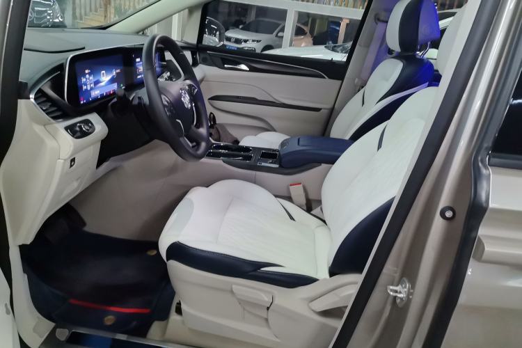 Used Buick GL8 2023 ES Lu Zun Comfort Model
