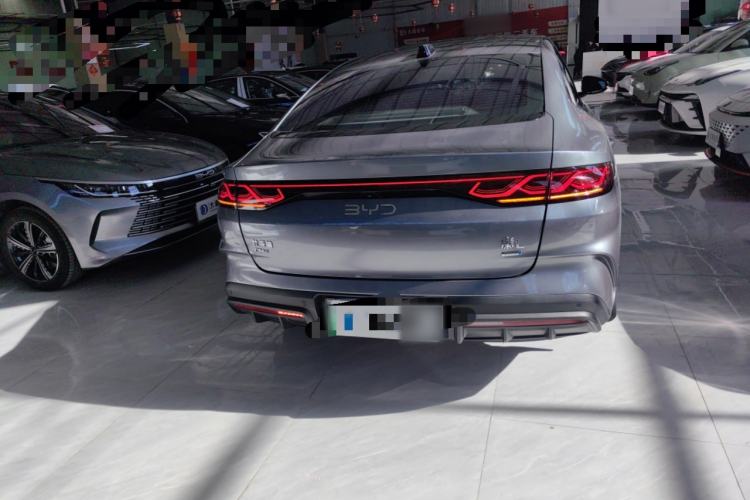 Used BYD Qin L 2025 DM-i Smart Drive 120KM Superior Model