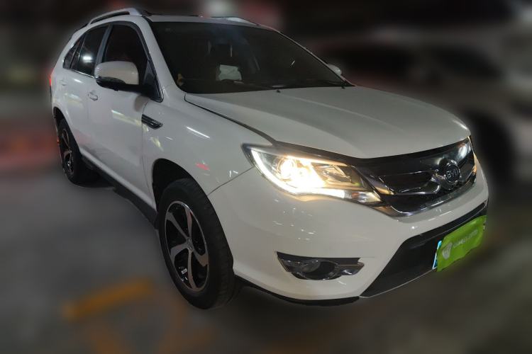 Used BYD S7 2016 2.0T Automatic Prestige Plus Front Right 45 Deg