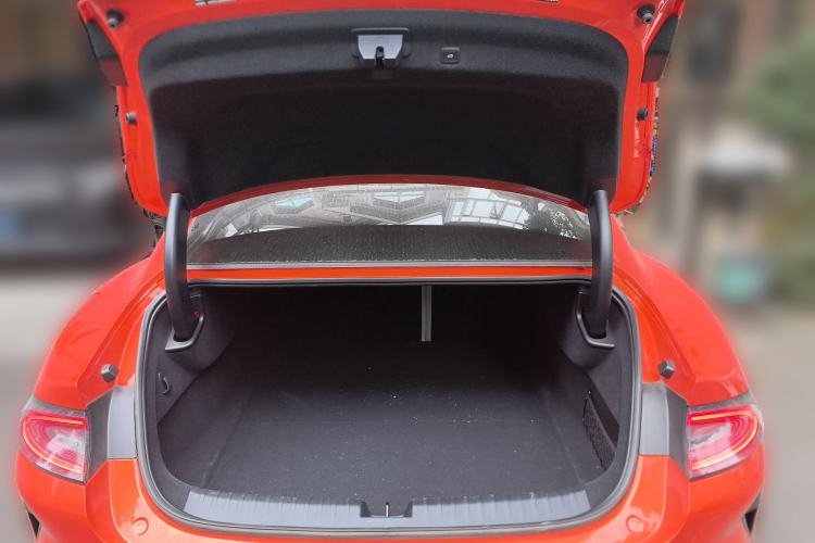 Used Xiaomi Auto SU7 2024 Four-Wheel Drive Ultra-Long Range Advanced Intelligent Driving Max Edition