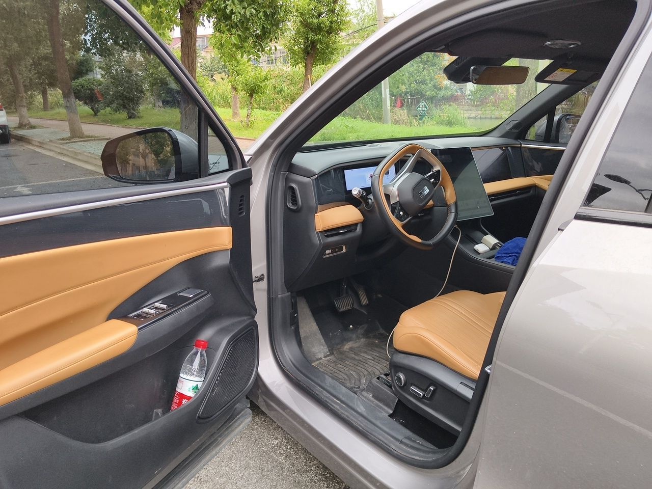 Geely Galaxy L7 2023 1.5T 115 km Starship — снимка 16
