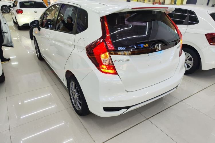 Used Honda Fit 2018 1.5L CVT Comfort Version Exterior 2