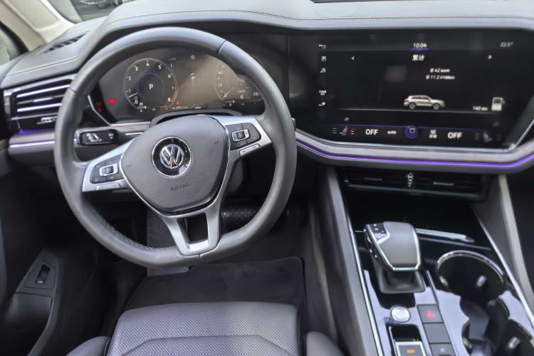 Used Volkswagen Touareg 2019 3.0 TSI RuiFeng Edition China V Standard Interior 2