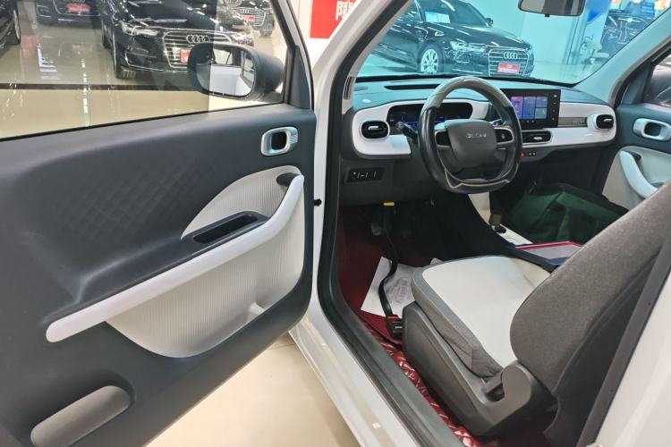 Used Geely Galaxy Panda 2025 210 km – Yuanqi Bear
