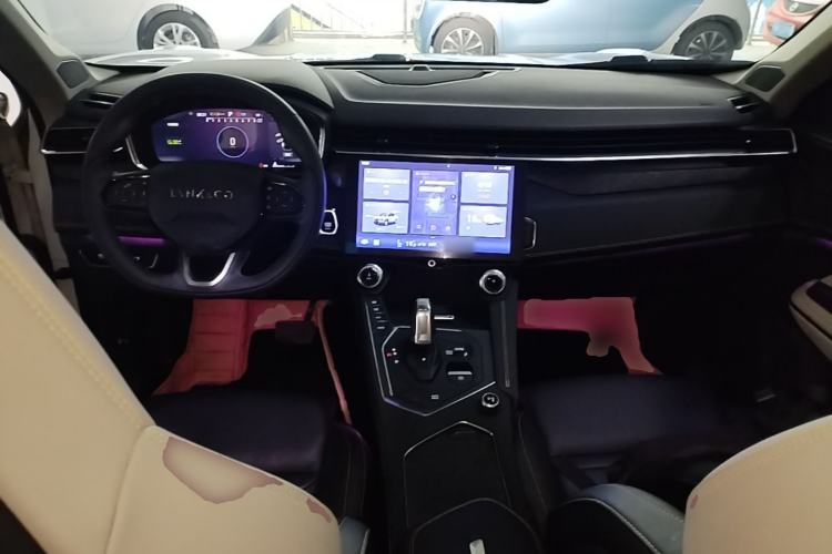 Used Lynk & Co 05 2020 2.0TD Two-Wheel Drive Zhaoyang Plus Center Console