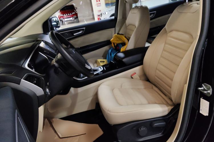 Used Ford Edge 2018 EcoBoost 245 Two-Wheel-Drive Titanium 5-Seater China VI Standard