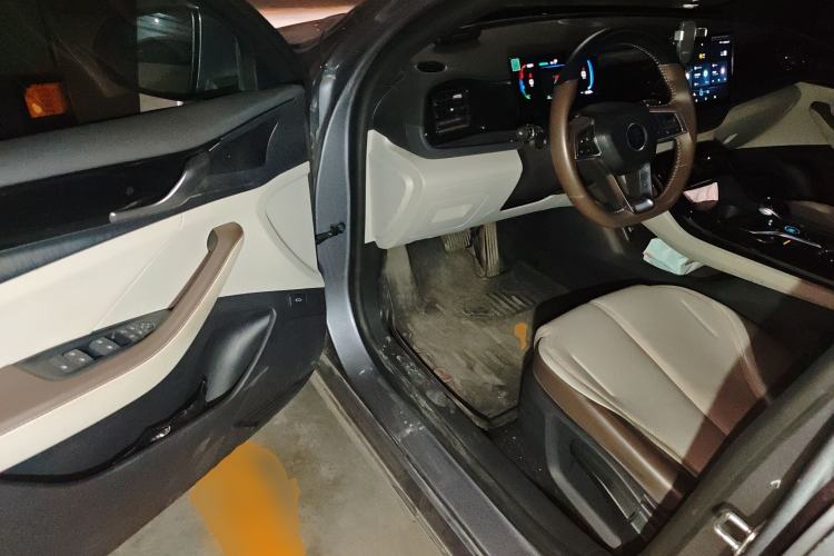 Used BYD Qin PLUS 2024 HONOR Edition DM-i 55KM Leading Model