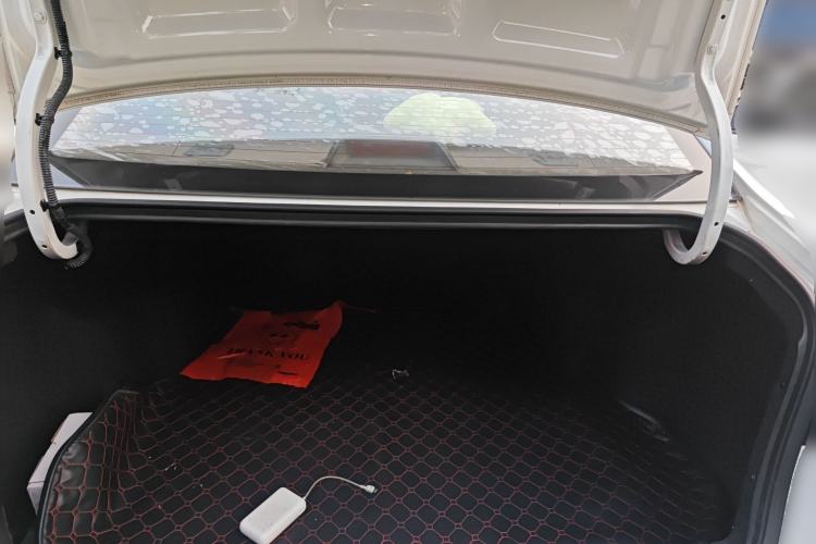 Used Roewe 360 2015 20T TST Deluxe Edition