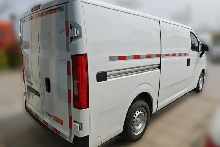 Used CHANGAN KUAYUE Starlight EV 2025 Model 3-Passenger Van, 305 km, Smart Driving Edition Rear Right 45 Deg