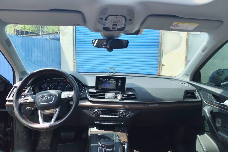 Used Audi Q5L 2018 45 TFSI Prestige Elegant Edition China VI Center Console