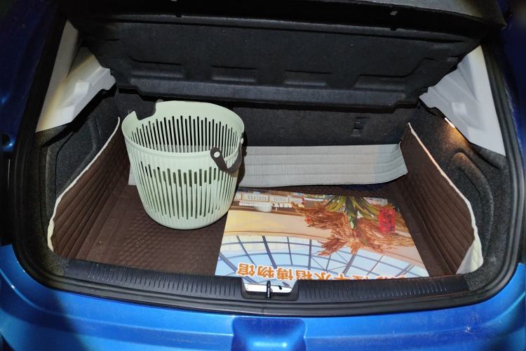 Used Chevrolet Cruze 2017 1.4T Hatchback Dual-Clutch Lingfeng Edition Trunk