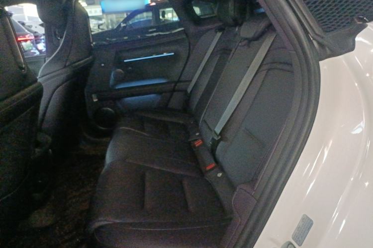 Used Avatr 06 2025 Max All-Electric Version