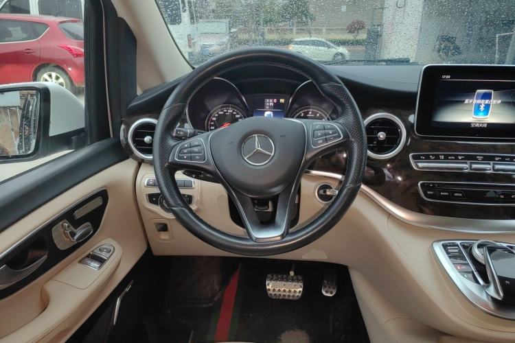 Used Mercedes-Benz V-Class 2018 V 260 L Prestige Extended Version China VI Steering Wheel