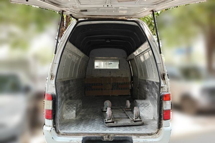 Used Golden Dragon Hiace 
