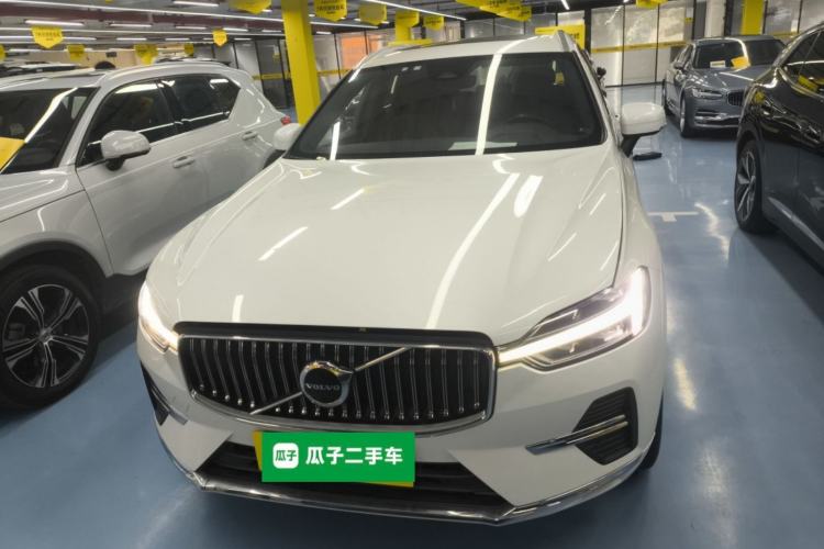 Used Volvo XC60 2022 B5 4x4 Smart Luxury Edition
