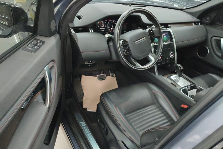 Used Land Rover Discovery Sport 2020 249 PS R-Dynamic Performance Edition Driver Seat