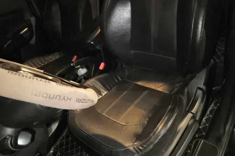 Used Hyundai ix35 2013 2.0L Automatic Two-Wheel Drive Smart GLS China IV Standard
