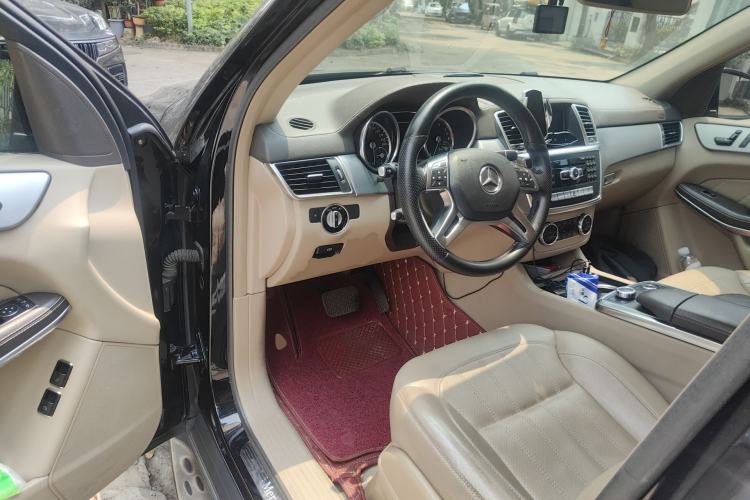 Used Mercedes-Benz GL-Class 2014 GL 400 4MATIC Dynamic Model Driver Seat