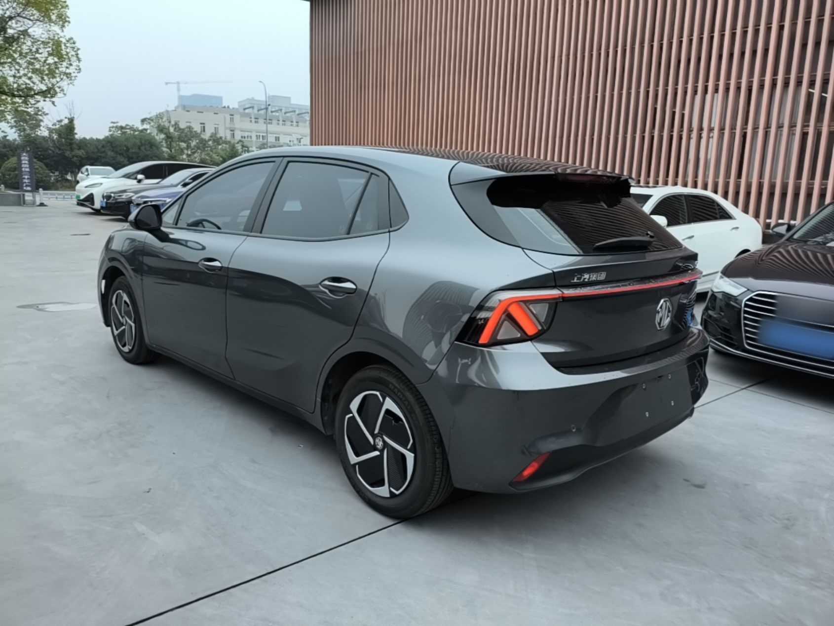MG 4 EV 2026 Revised 437 Composed Edition — снимка 4