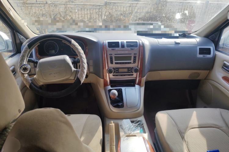 Used Jinbei Grace 2010 2.0L Ruixiang Luxury Version (Short Wheelbase) 1TR