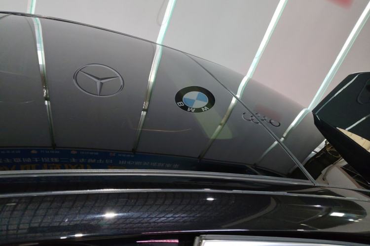 Used Mercedes-Benz E-Class 2019 E 300 L Stylish Model
