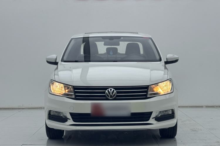 Used Volkswagen Santana 2018 1.5L Manual Comfort Edition
