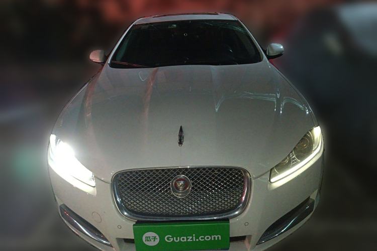Used Jaguar XF 2014 XF 2.0T Luxury Edition Front