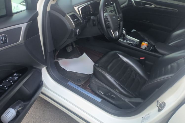 Used Ford Mondeo 2013 2.0L GTDi240 Flagship Edition Driver Seat