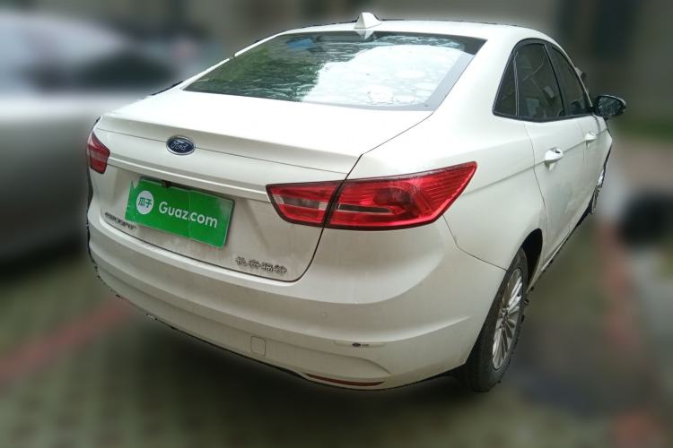 Used Ford Escort 2015 1.5L Automatic Comfort Edition Rear Right 45 Deg