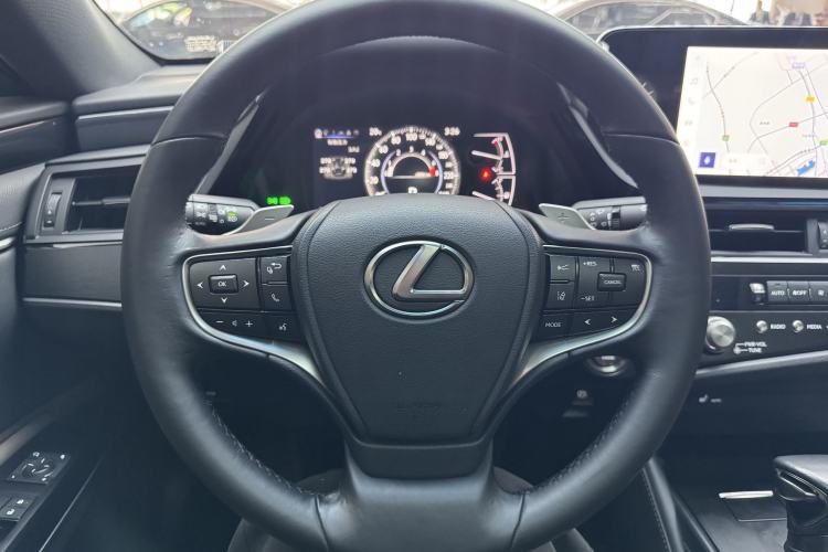 Used Lexus ES 2023 200 Excellence Edition Steering Wheel