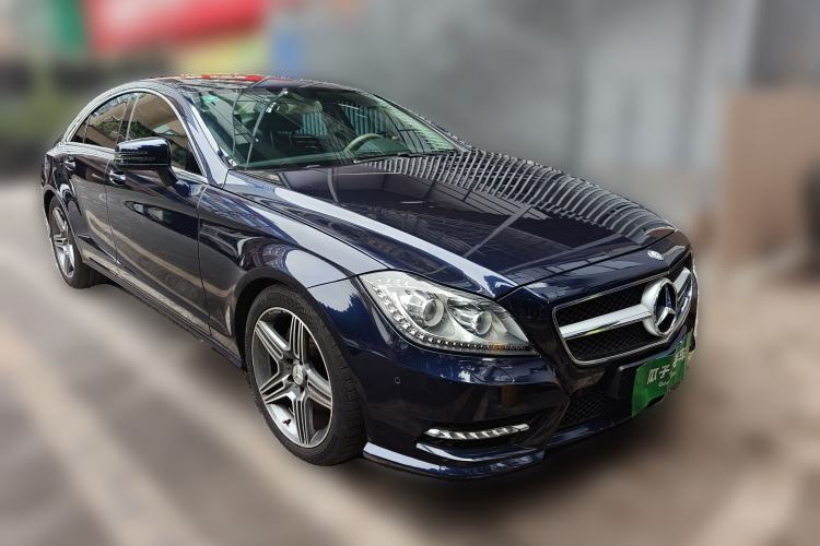 Used Mercedes-Benz CLS 2012 CLS 300 CGI Front Right 45 Deg