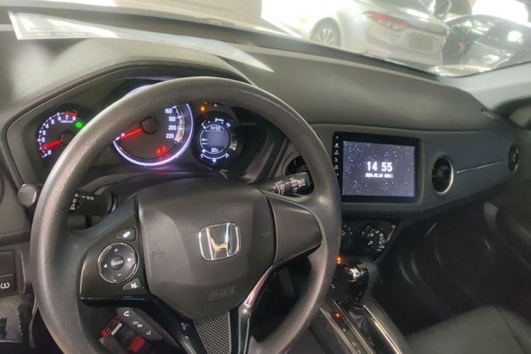 Used Honda XR-V 2021 1.5L CVT Comfort Version Center Console