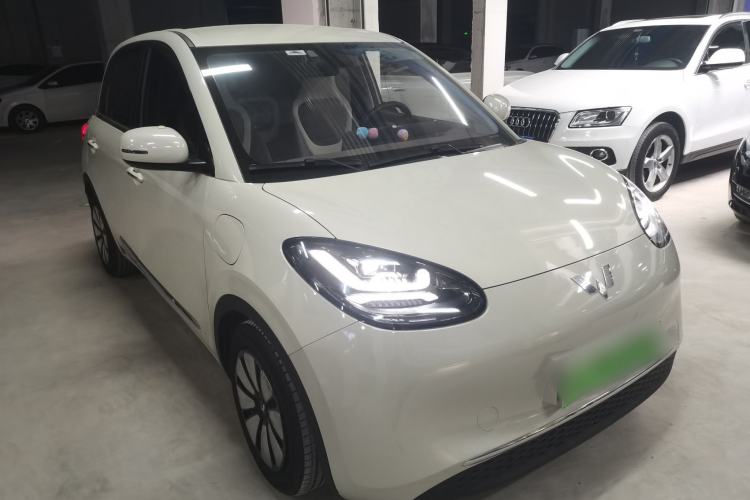 Used Wuling Bingo 2023 333 km Lingxi Connected Version Front Right 45 Deg