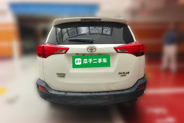 Used Toyota RAV4 2013 2.0L CVT Four-Wheel Drive New Edition