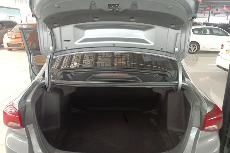 Used Chevrolet Cavalier 2020 Redline 325T Automatic Xinyao Edition Trunk