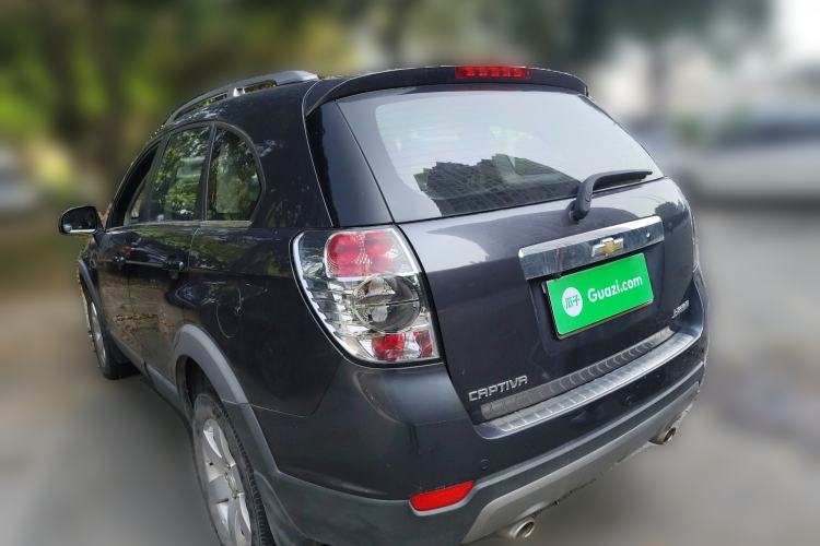 Used Chevrolet Captiva 2014 2.4L Two-Wheel Drive Urban Version 7 Seats Rear Left 45 Deg