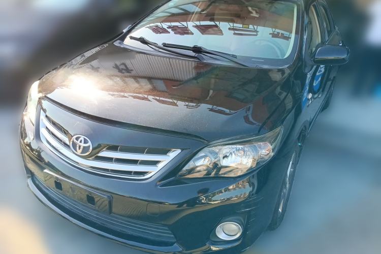 Used Toyota Corolla 2012 Luxurious Edition 1.8L CVT GL-i