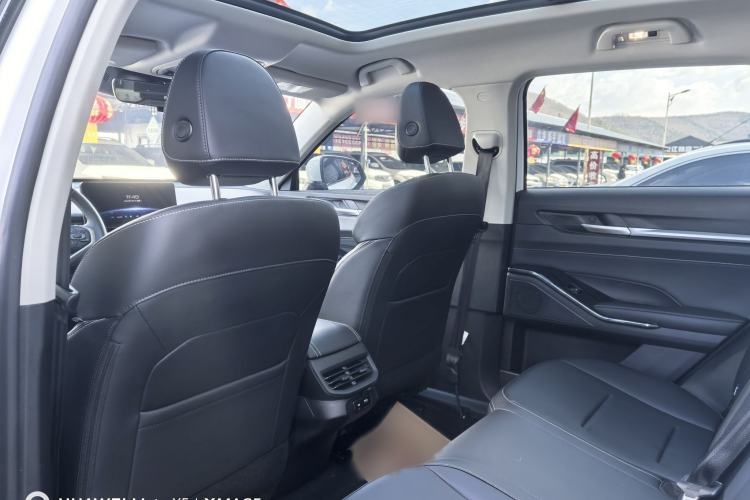 Used Haval H6 2024 1.5T Two-Wheel-Drive Classic Edition