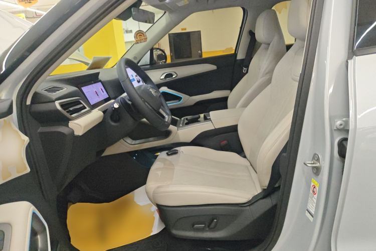 Used BYD Yuan UP 2025 Intelligent Driving Version 401 km Beyond-Range Edition