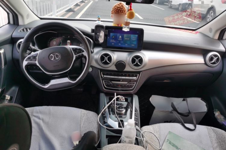 Used BAIC Beijing EU5 2018 R550 Smart Trend Edition
