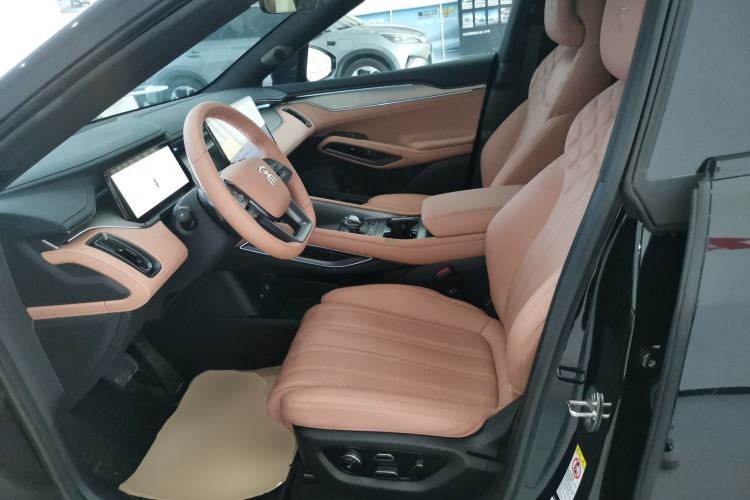 Used BYD Song L EV 2025 Intelligent Driving Version 662 km LiDAR Excellence Edition
