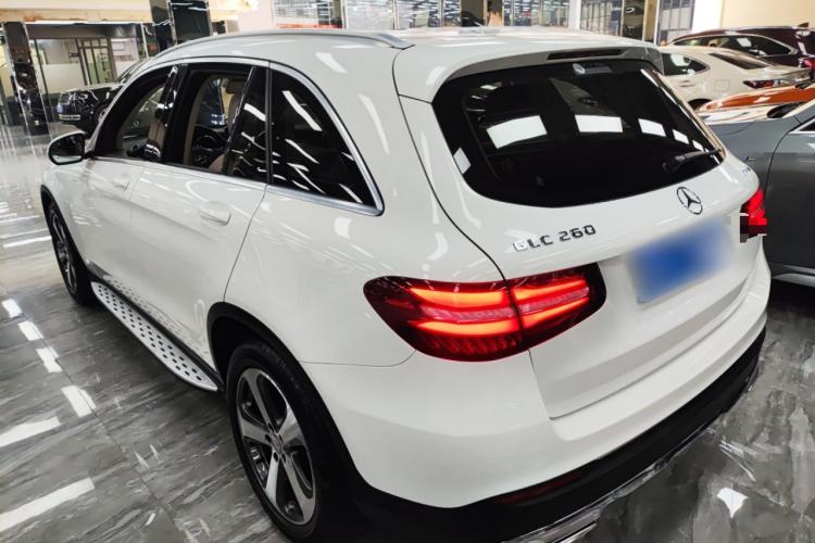 Used Mercedes-Benz GLC 2016 GLC 260 4MATIC Luxury Model Rear Left 45 Deg