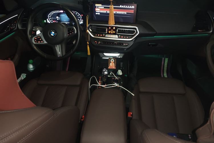 Used BMW X3 2022 Second Facelift xDrive30i Luxury Edition M Night Sky Package Center Console