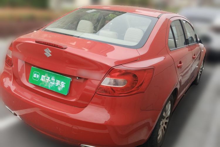 Used Suzuki Kizashi 2011 2.4L Two-Wheel Drive CVT Standard Edition
