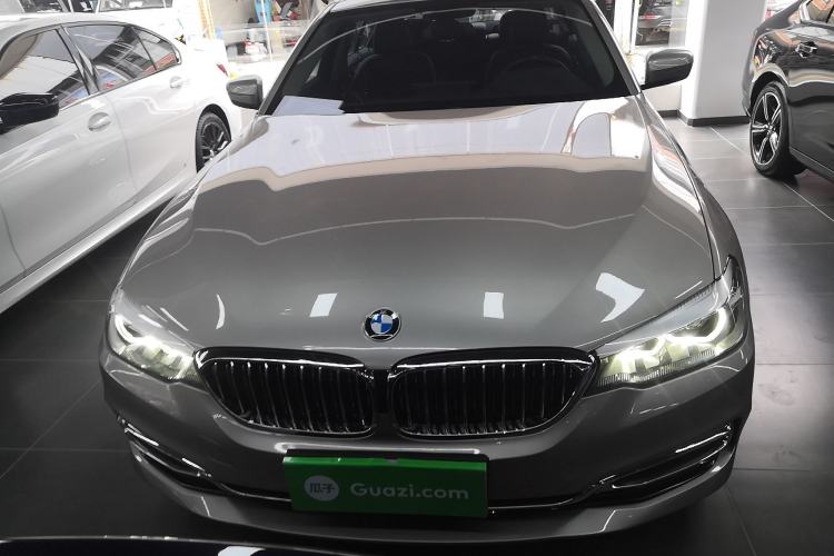 Used BMW 5 Series 2019 Facelifted 530Li Leading Edition Luxury Package
