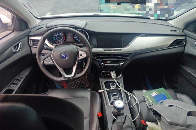 Used CHANGAN Eado New Energy 2022 EV460 Smart Ride-Hailing Edition – Lithium Iron Phosphate Interior 2