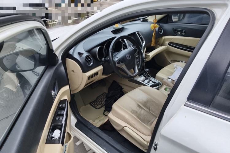 Used CHANGAN Eado 2015 1.6L Automatic Luxury Model Driver Seat