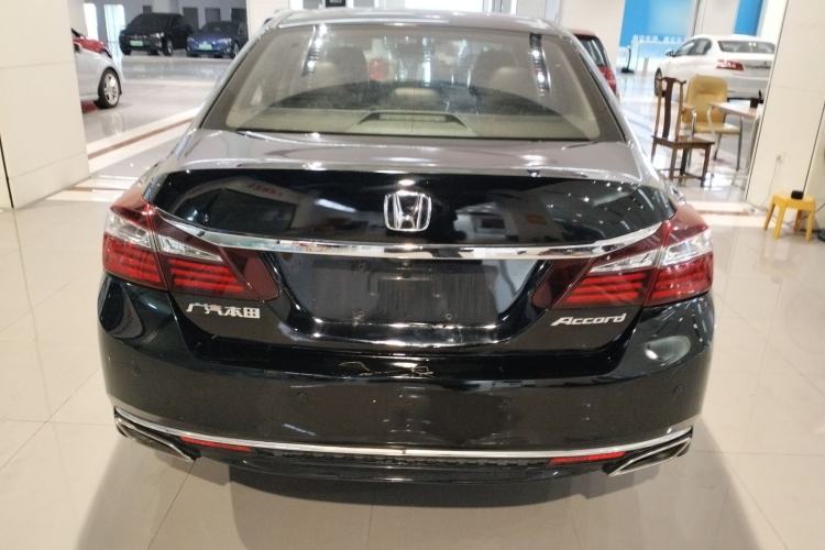 Used Honda Accord 2016 2.0L Comfort Edition
